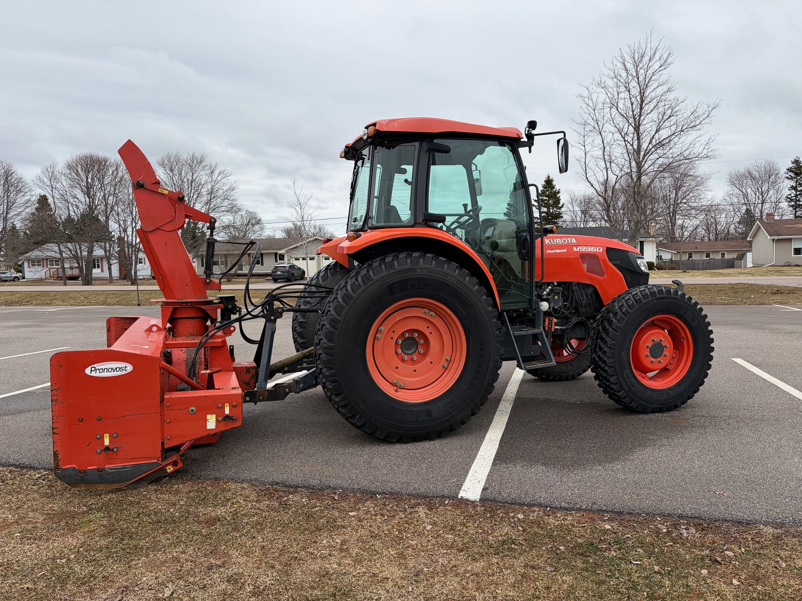 Kubota M9960 with Pronovost snowblower